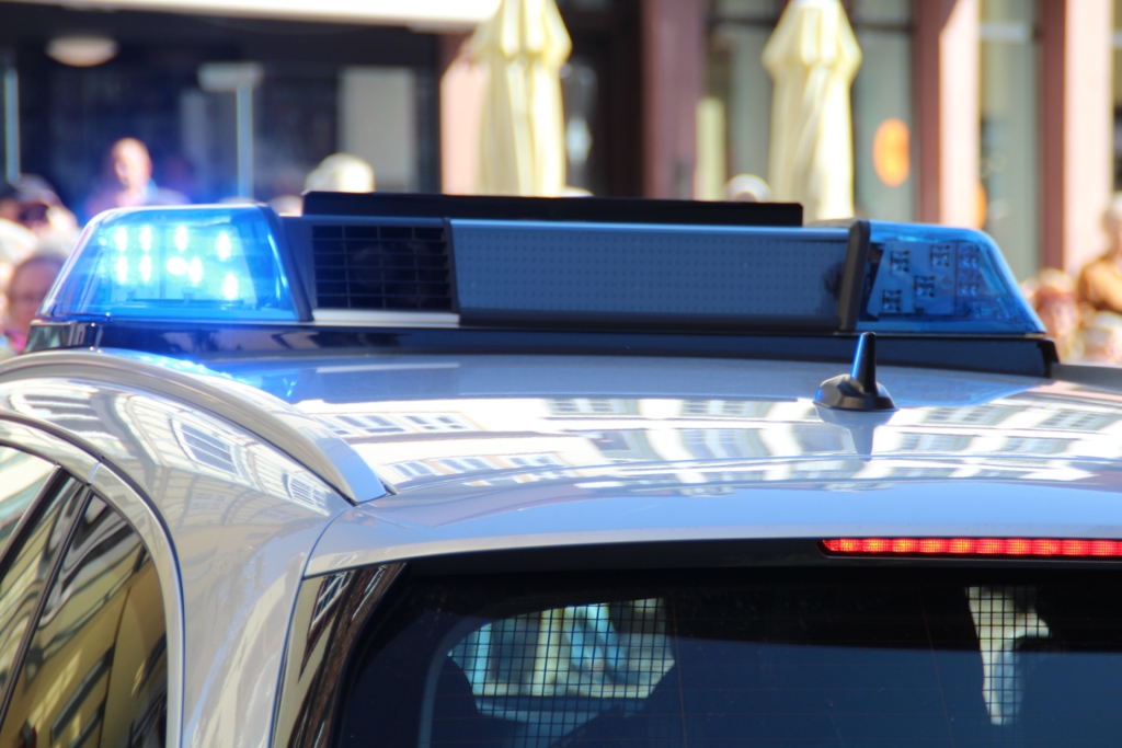 Poliția germană investighează un caz de hărțuire sexuală asupra unei adolescente, comis de un robot